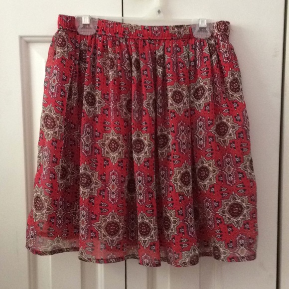Hollister Skirt Red Print - Picture 1 of 2